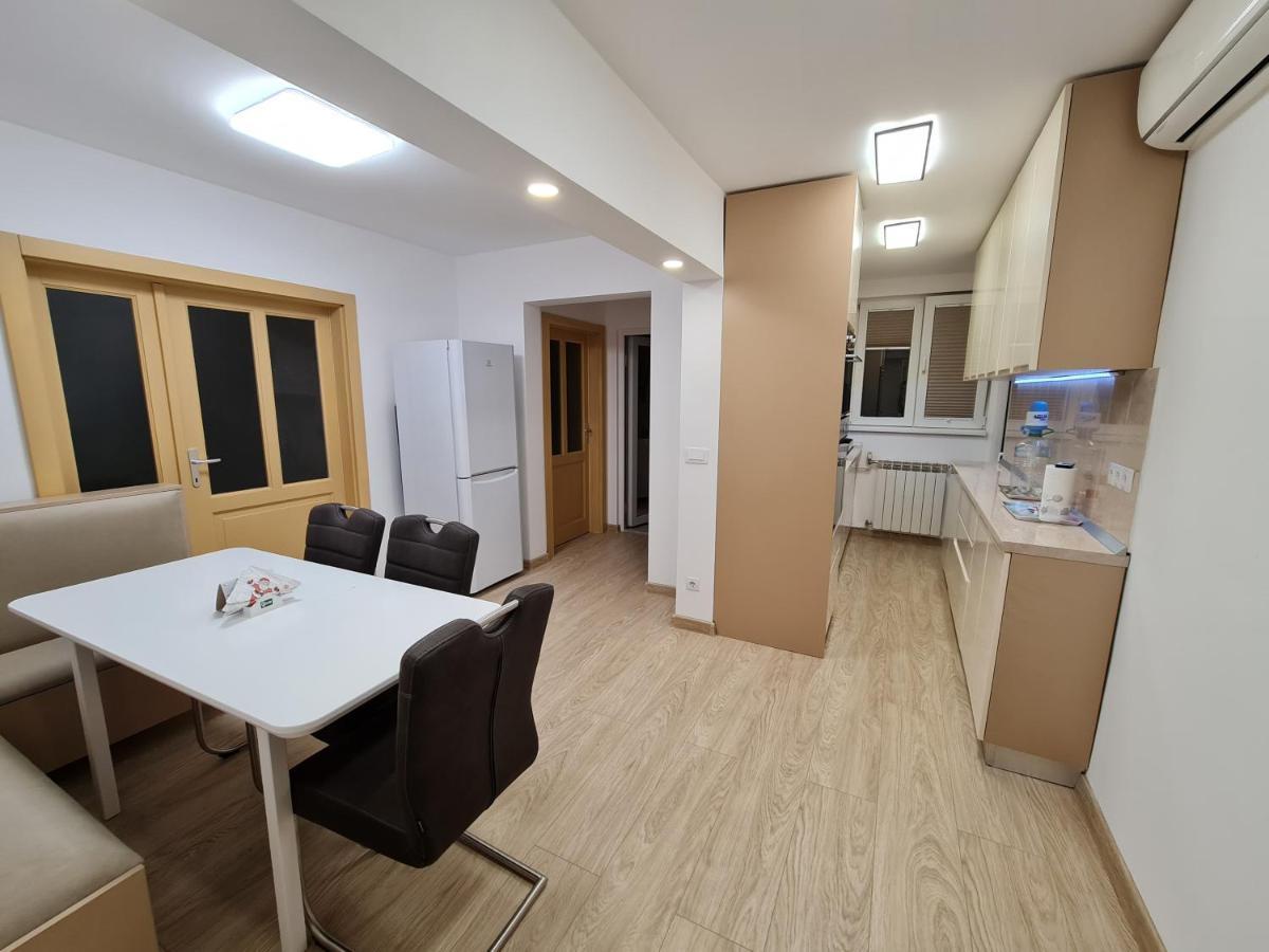 Luxury Panoramic Apartment Oradea Luaran gambar