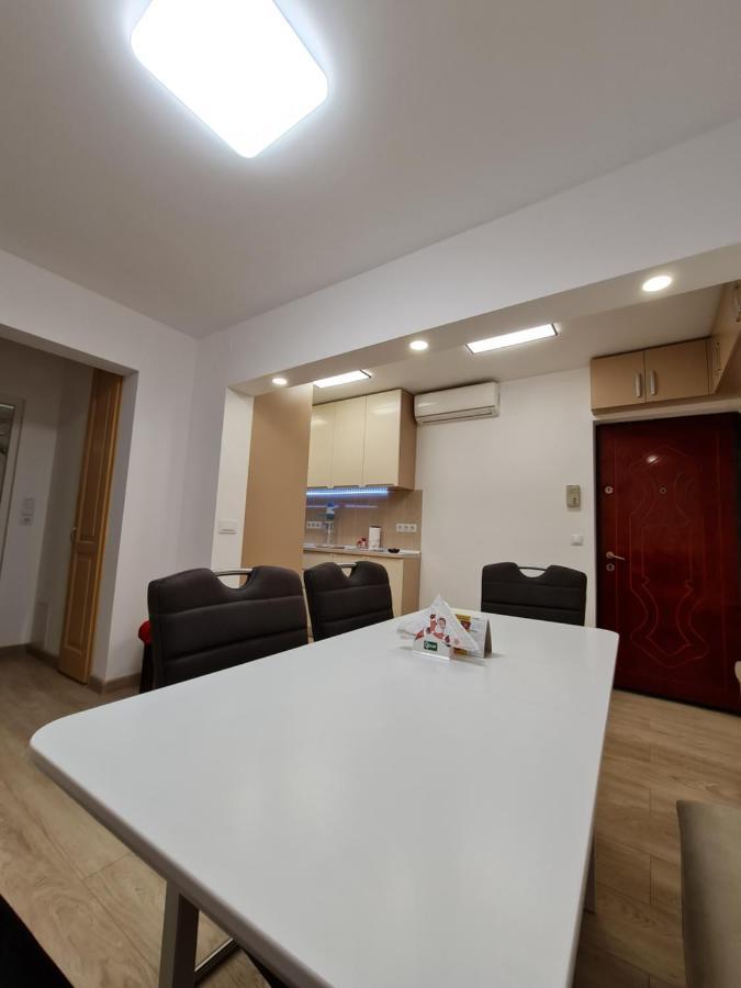 Luxury Panoramic Apartment Oradea Luaran gambar