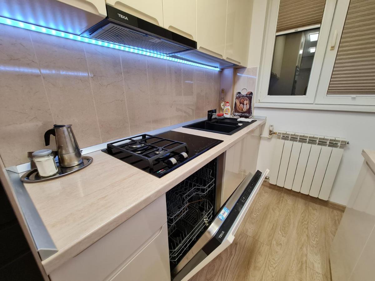 Luxury Panoramic Apartment Oradea Luaran gambar