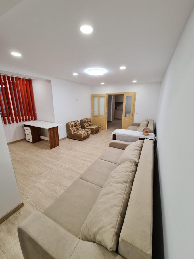 Luxury Panoramic Apartment Oradea Luaran gambar