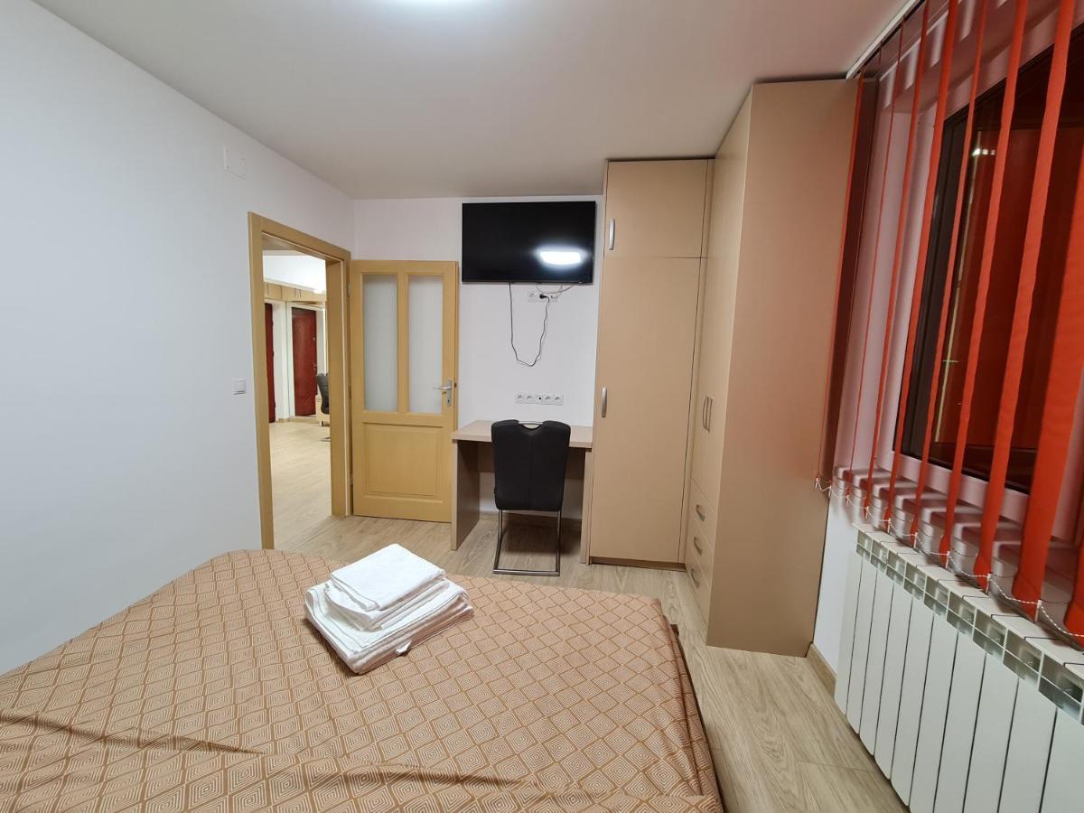Luxury Panoramic Apartment Oradea Luaran gambar