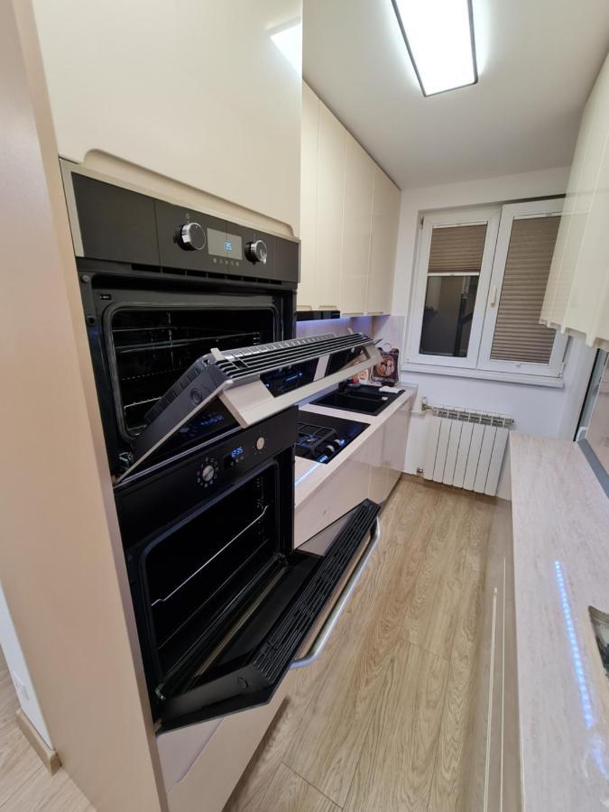 Luxury Panoramic Apartment Oradea Luaran gambar