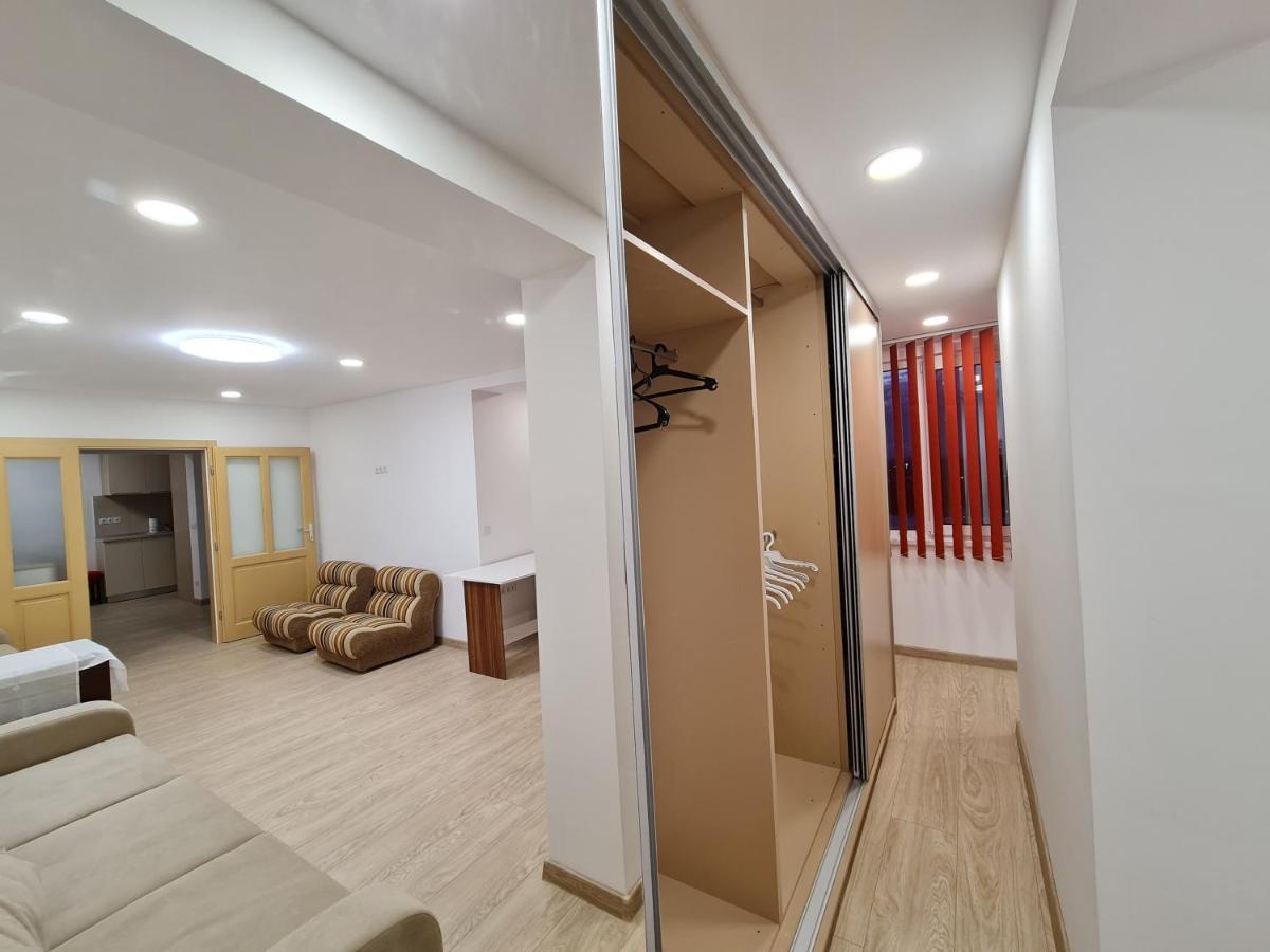 Luxury Panoramic Apartment Oradea Luaran gambar