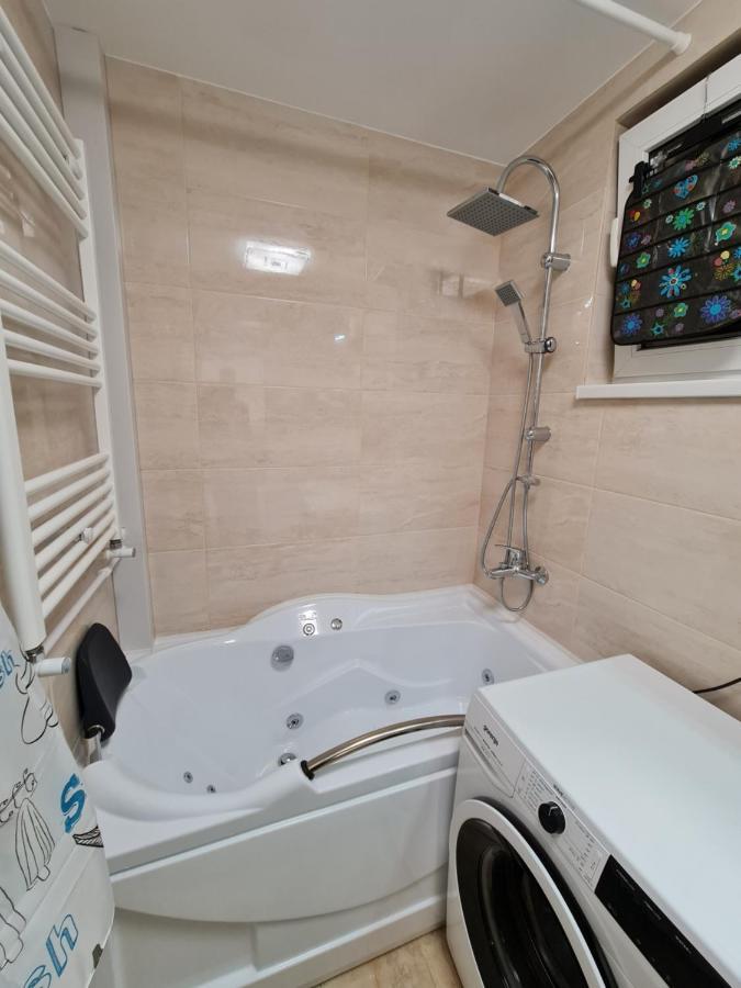 Luxury Panoramic Apartment Oradea Luaran gambar