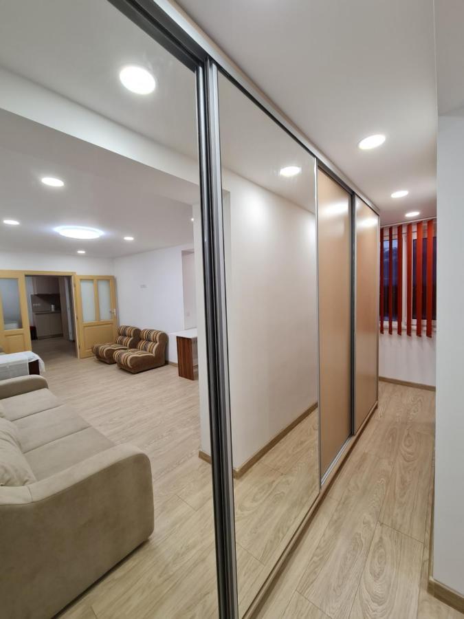 Luxury Panoramic Apartment Oradea Luaran gambar